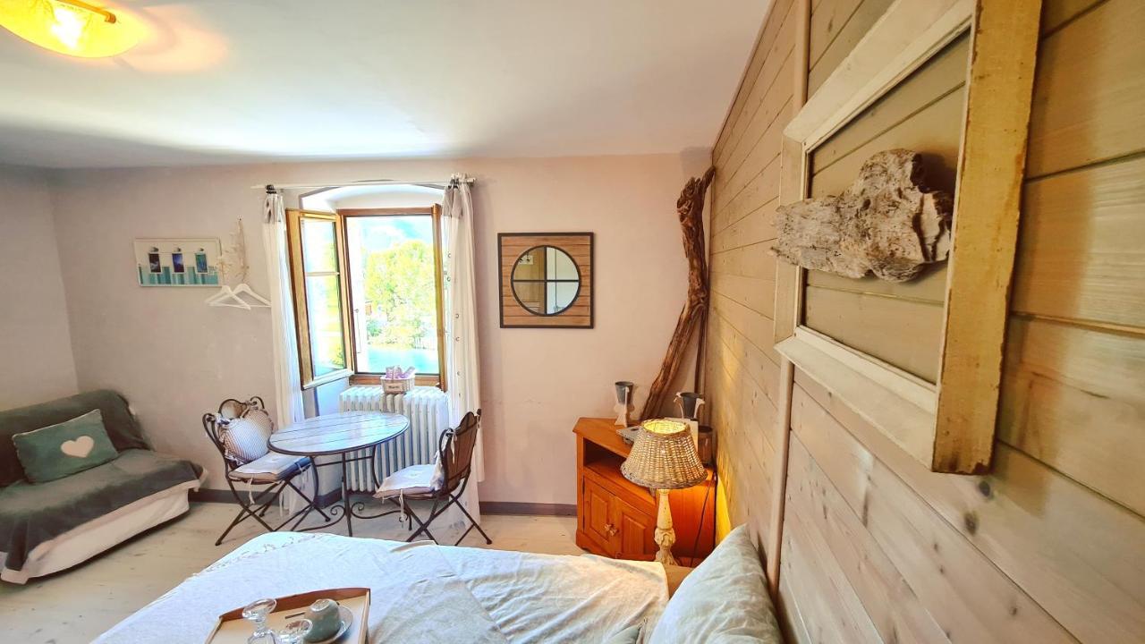 Le Doux Nid Bed and Breakfast Chanaz Εξωτερικό φωτογραφία