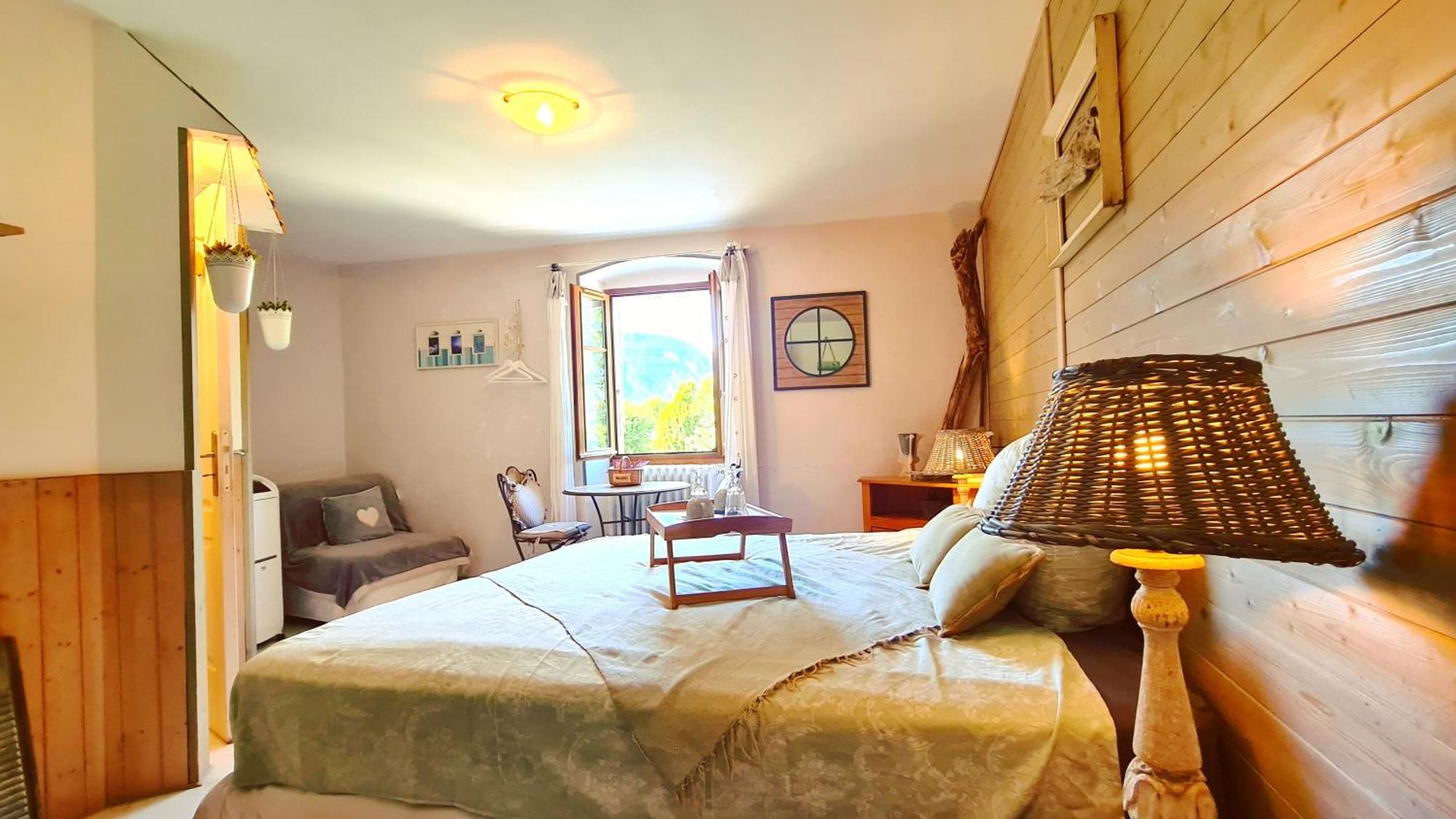 Le Doux Nid Bed and Breakfast Chanaz Εξωτερικό φωτογραφία